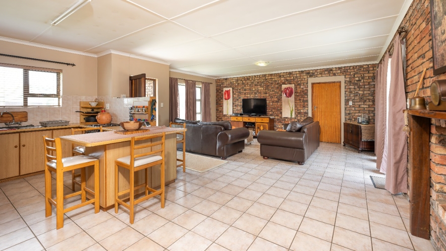 3 Bedroom Property for Sale in Struisbaai Western Cape
